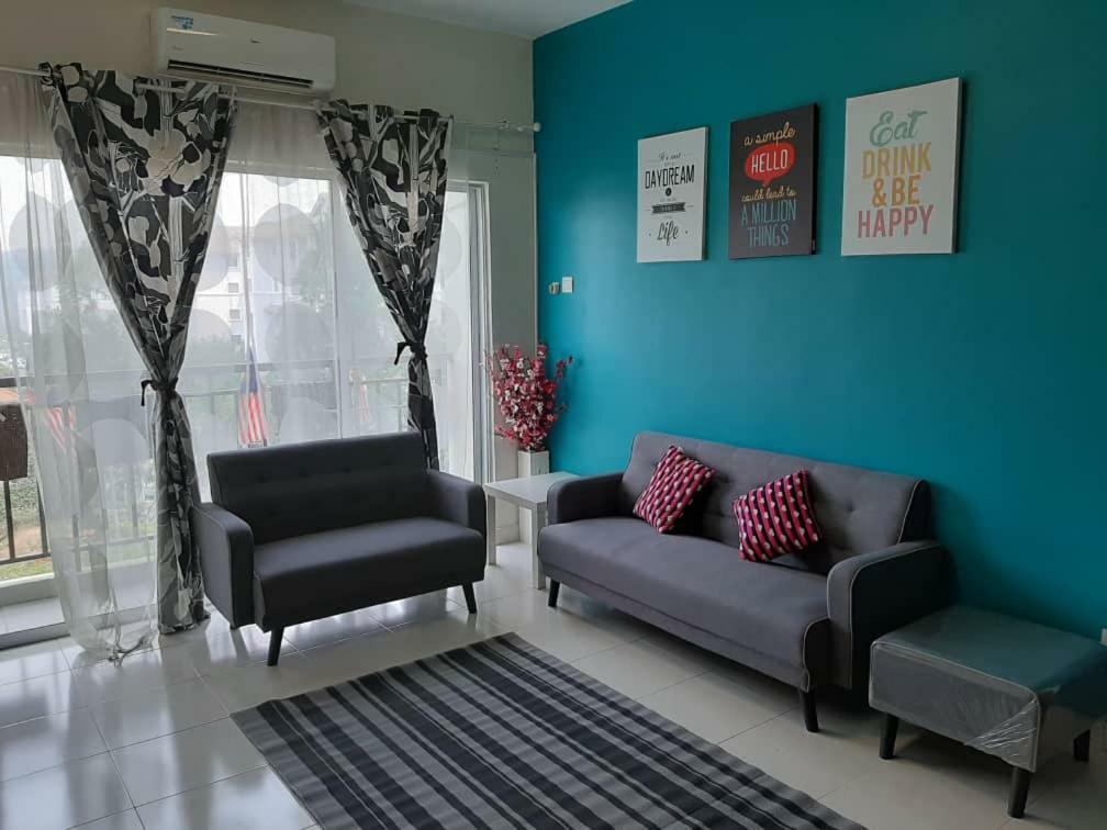 Homestay Puncak Alam Residensi Allamanda Bandar Puncak Alam Exterior photo